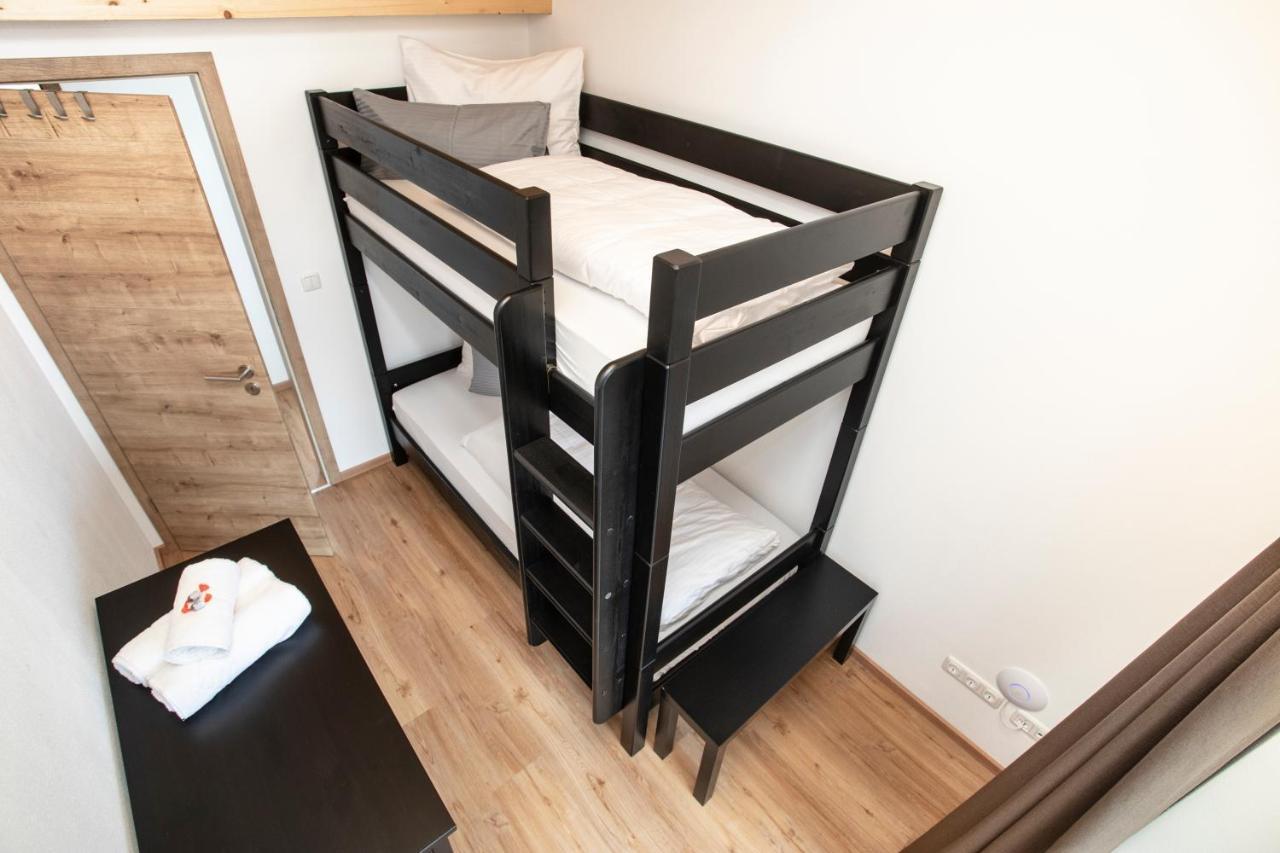 Ferienwohnungen "Zur Wally", Apartment Sauba Гарміш-Партенкірхен Екстер'єр фото